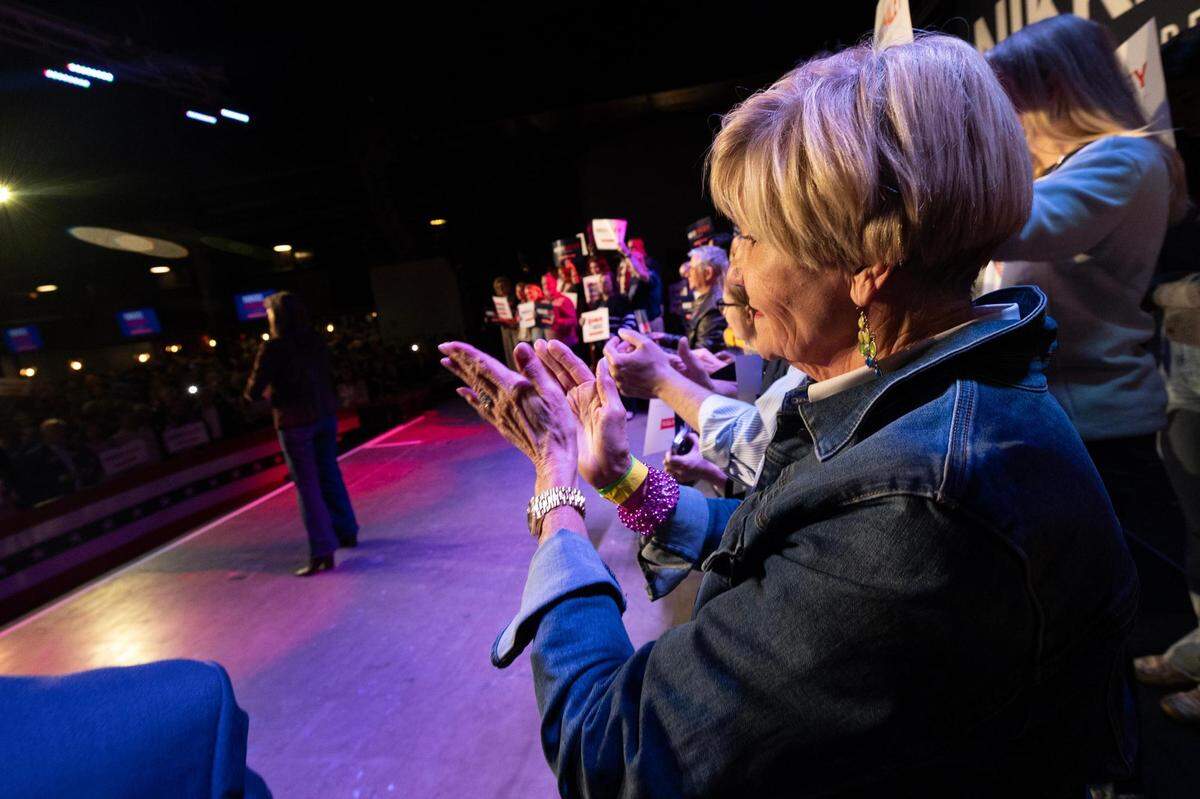 Former Fort Worth Mayor Betsy Price claps in support of Republican presidential candidate Nikki Haley at her presidential campaign rally at the Southside Music Hall in Dallas on Thursday, Feb. 15, 2024.