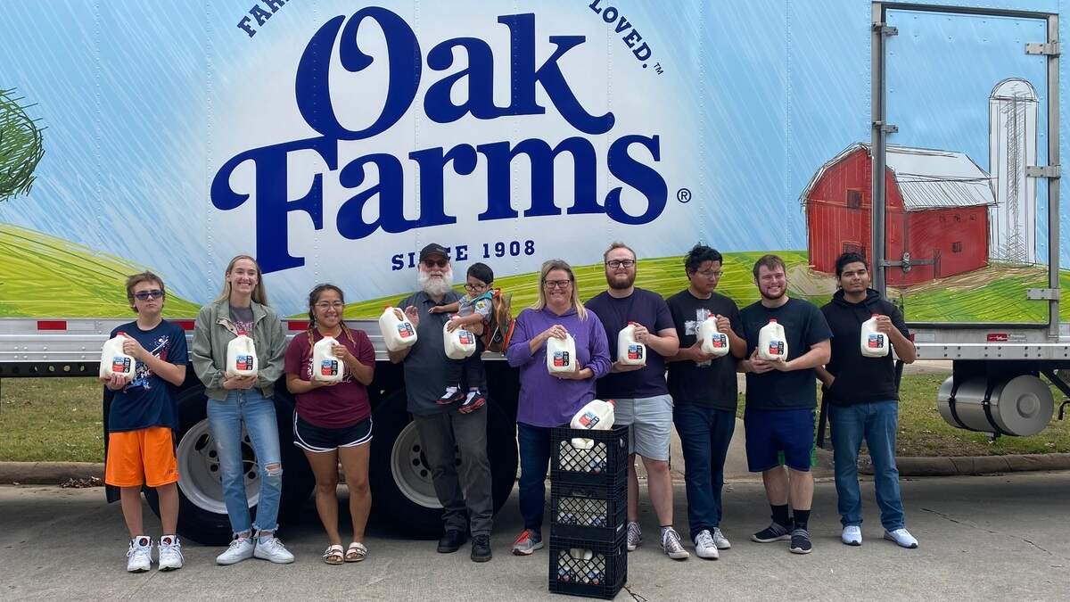 After facing online ridicule from a viral CNN segment where the Stotler family said they buy 12 gallons of milk a week, a local Dallas-Fort Worth milk supplier stepped in to donate a free year’s supply to the family of 11. 