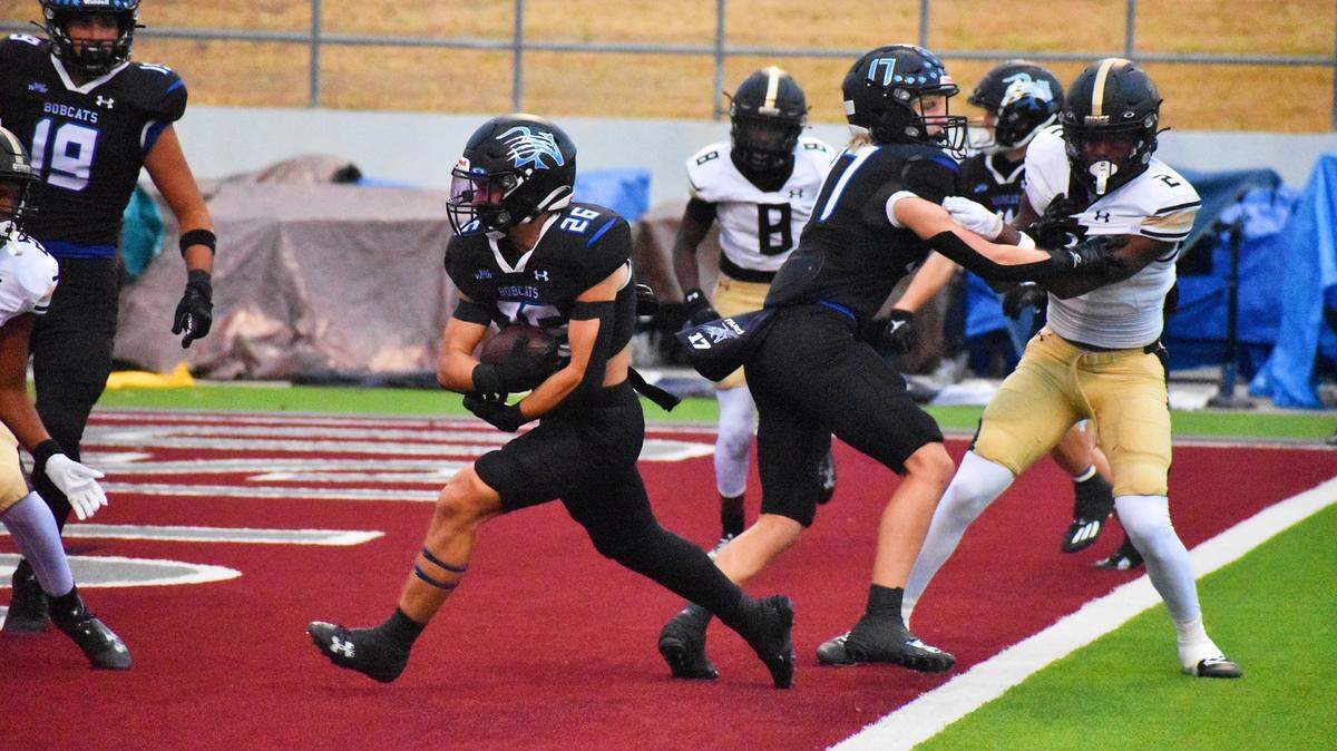 Byron Nelson running back Tucker James scores a touchdown in the first quarter of Thursday’s game against Fossil Ridge at Northwest ISD Stadium in Justin.