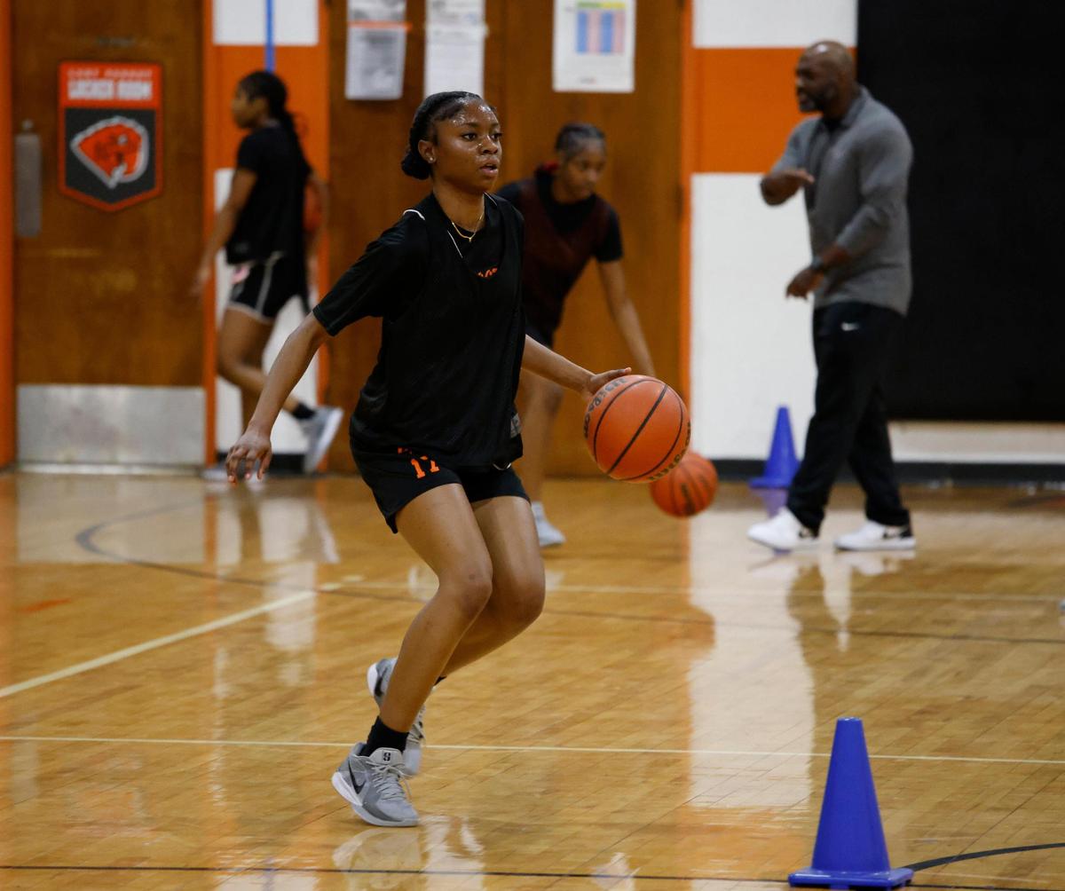 Lakendra Williams does agility drills during practice at Polytechnic High School outside gym in Fort Worth, Texas, Thursday, Feb. 06, 2025.