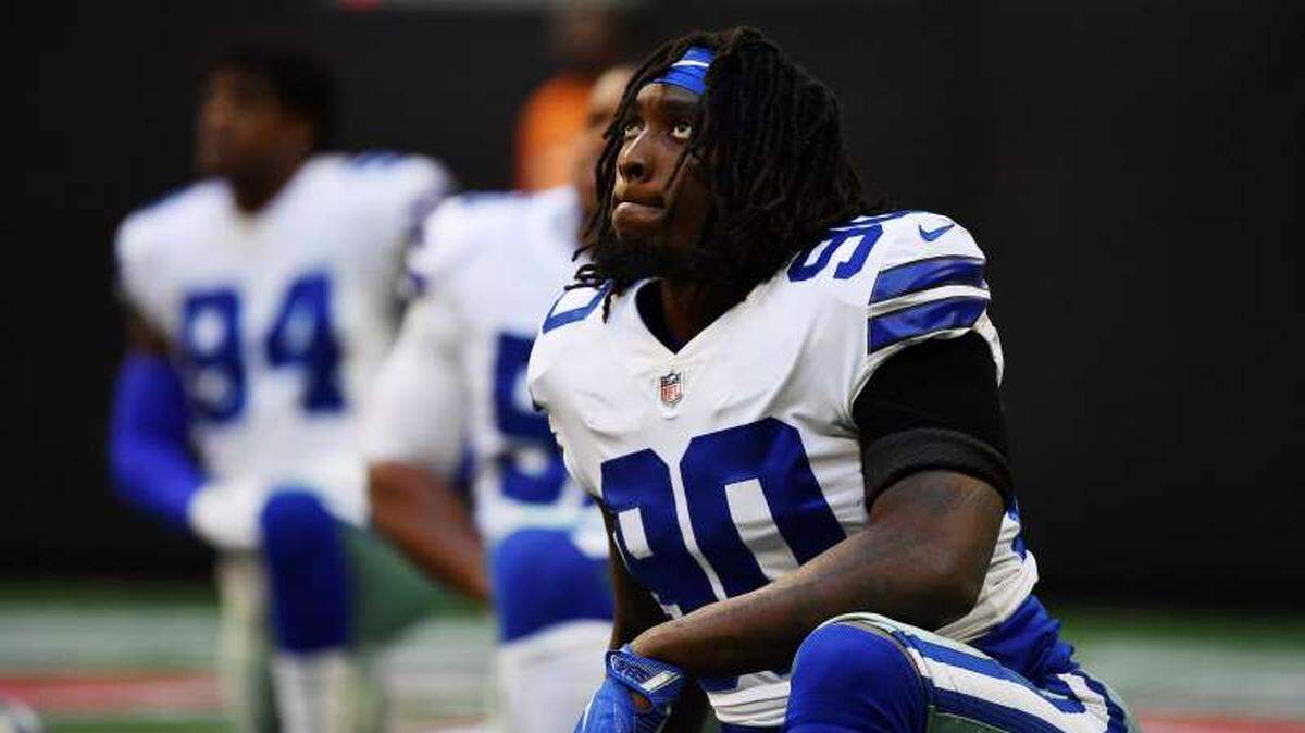 The Dallas Cowboys plan on placing the franchise tag on star defensive end DeMarcus Lawrence.