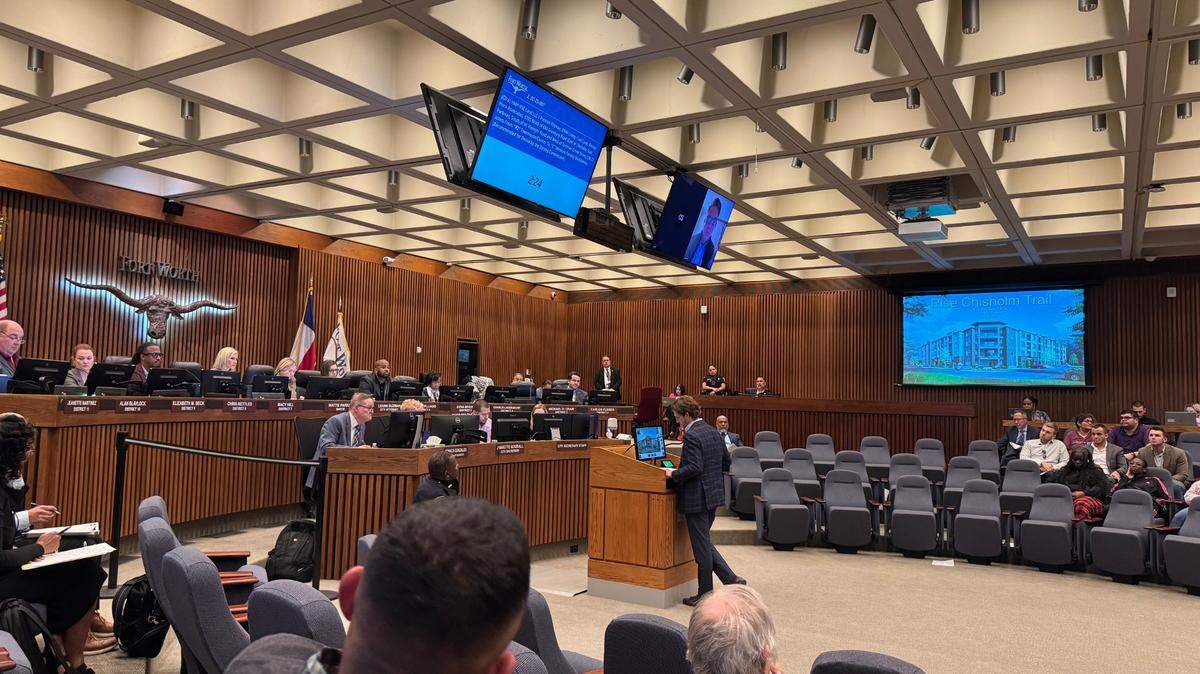 Ty Robinson, the president of ONM Living, pitched a new apartment complex for just off Chisholm Trail Parkway in far southwest Fort Worth to city council members Tuesday evening.
