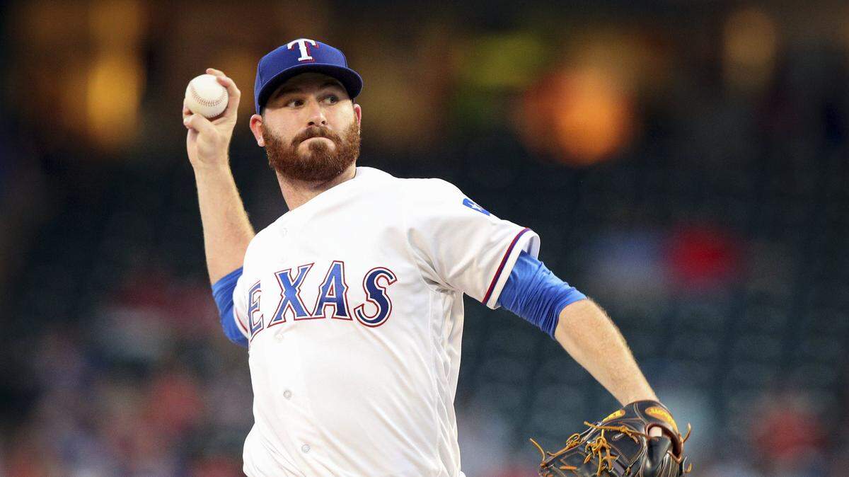 Drew Hutchison surrendered four of the Twins’ eight runs in the fifth inning as he and Matt Moore surrendered the Rangers’ 6-0 lead.