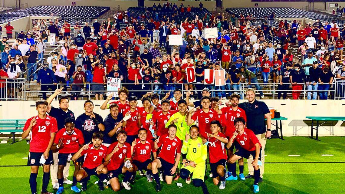 Fort Worth all in on Diamond Hill-Jarvis, Eagles 1 win away from historic championship