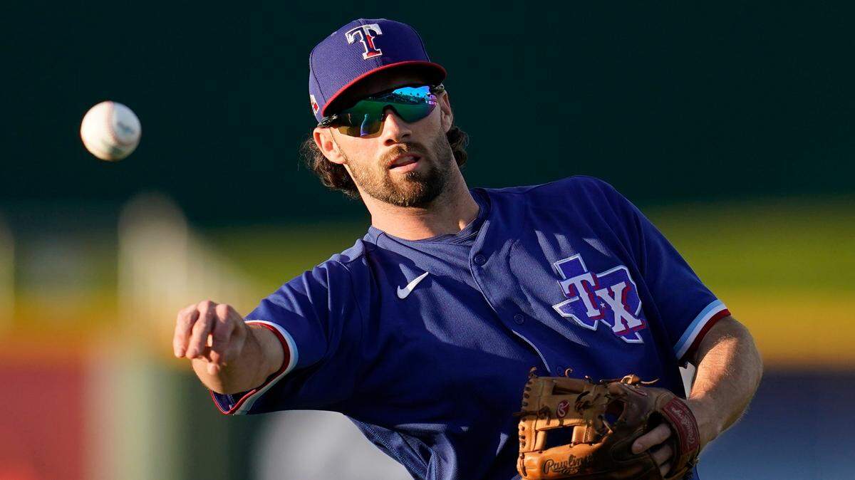 Charlie Culberson led the Texas Rangers with three of their 13 hits in Tuesday’s 8-3 win over the Tampa Bay Rays at Tropicana Field.