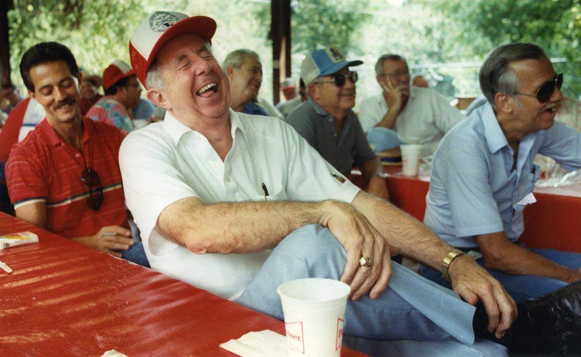 1988: Fort Worth Mayor Bob Bolen at a UAW picnic.