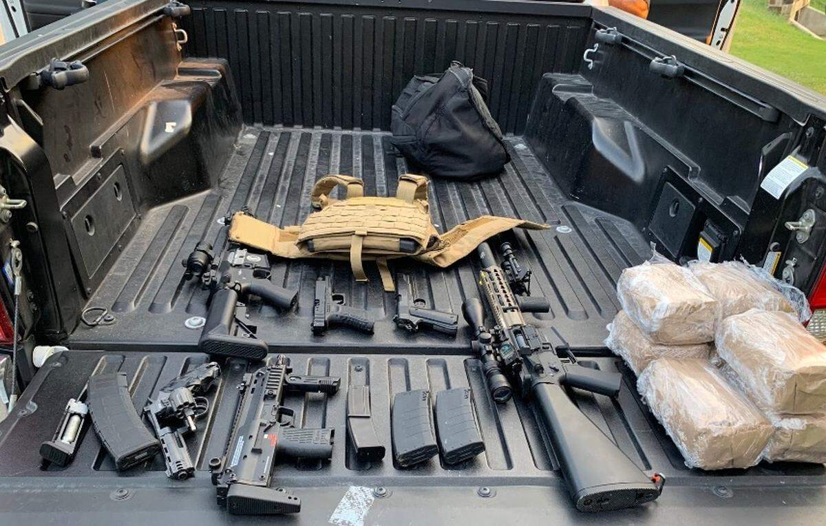 This is what Southlake police found Monday evening. They were airsoft replicas.