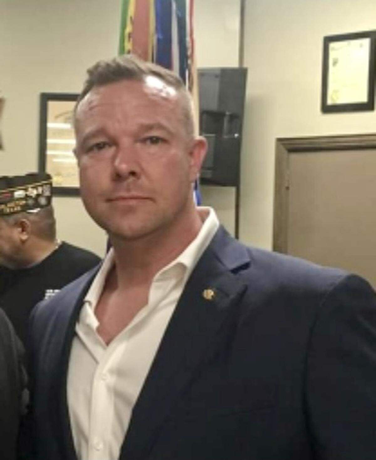 Wade Turner, a Dallas security executive, found an Oath Keepers event in Arlington “embarassing.”
