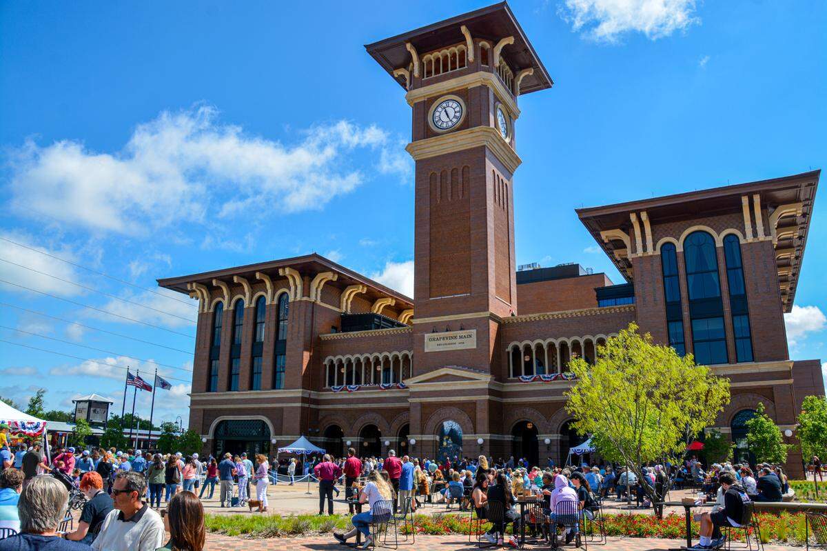 Hotel Vin is located at Grapevine Main, a mixed use development that also includes a food hall and TEXRail station.