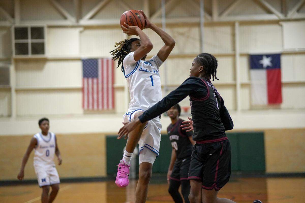 Fort Worth Eastern Hills’ Jeremy Thompkins goes up for a shot against Fort Worth Southwest in a boys District 8-4A contest on Tuesday, January 14, 2025 at Billingsley Field House in Fort Worth, Texas.