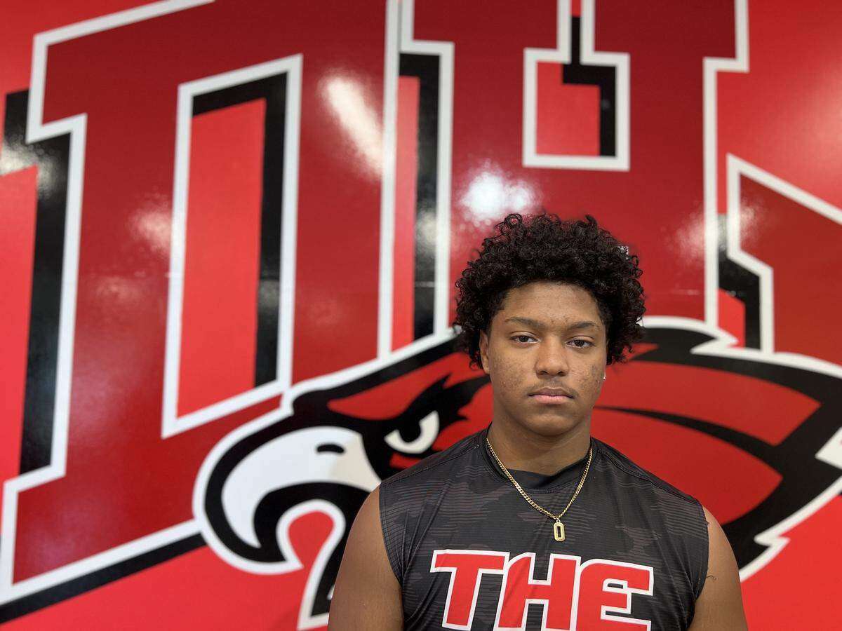 Senior defensive end Dominic Davis earned first team all-district honors last season.