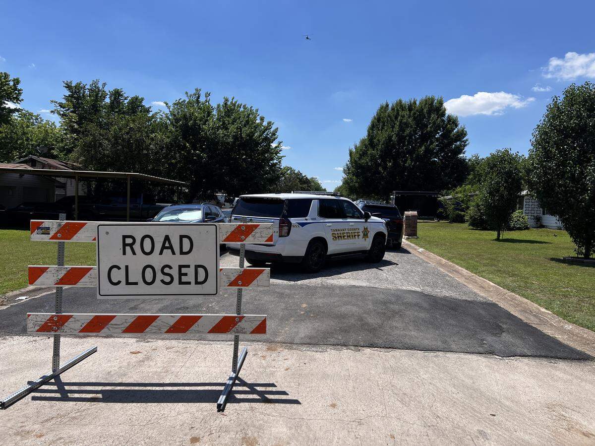 On Tuesday, May 12, 2026, the road was blocked as FBI agents searched the Everman, Texas property where missing 6-year-old Noel Rodriguez-Alvarez lived.