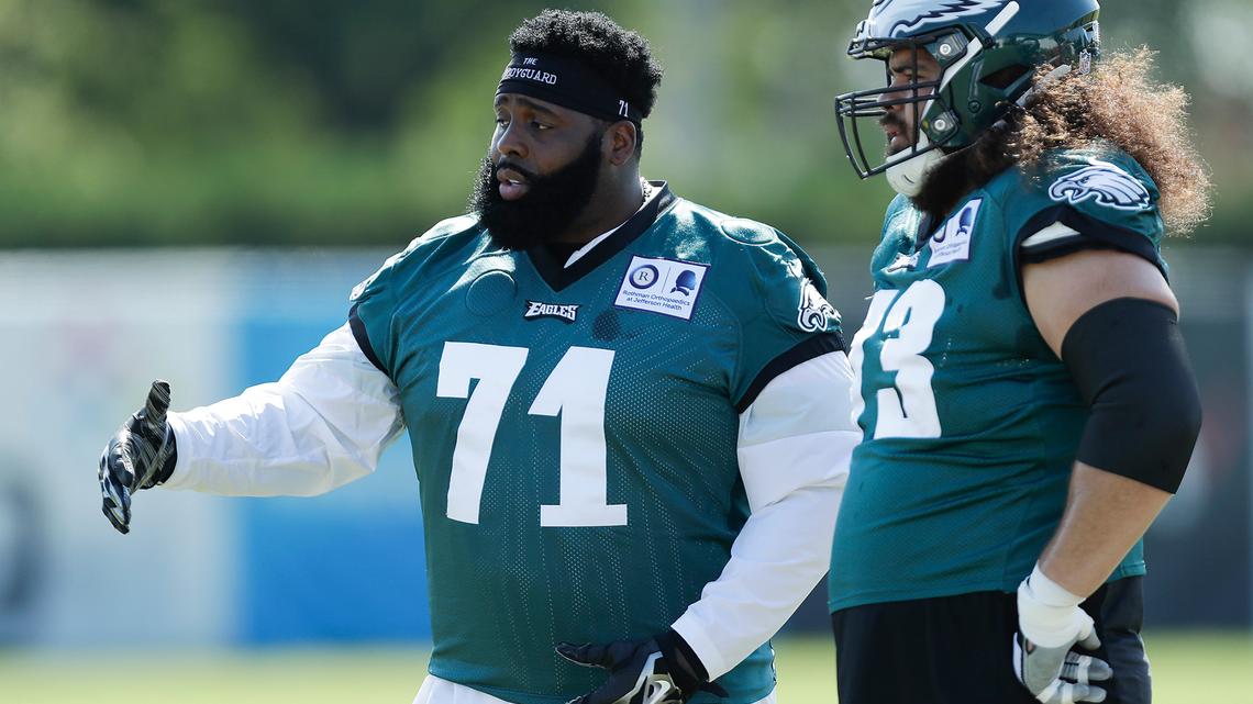 Former Philadelphia Eagles offensive tackle Jason Peters (71) has agreed to terms with the Cowboys.