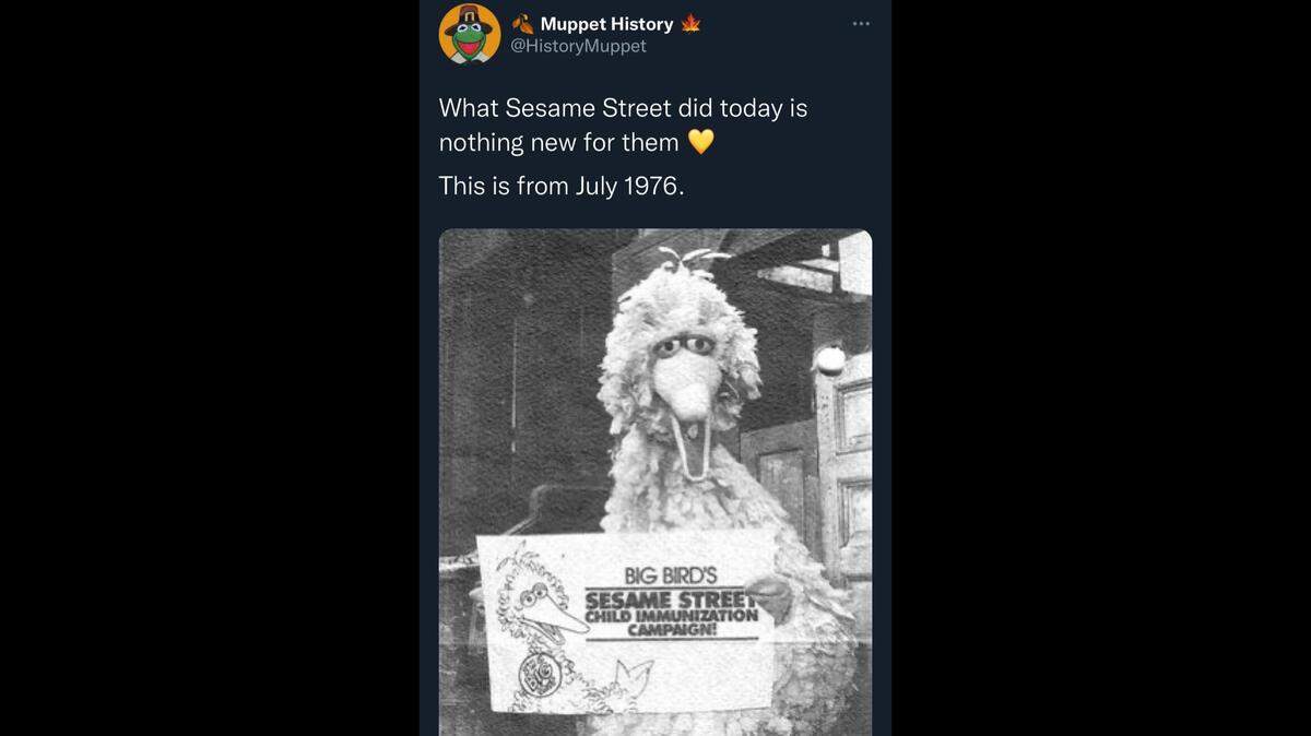 A tweet from @HistoryMuppet shows “Sesame Street” 1976 immunization campaign.