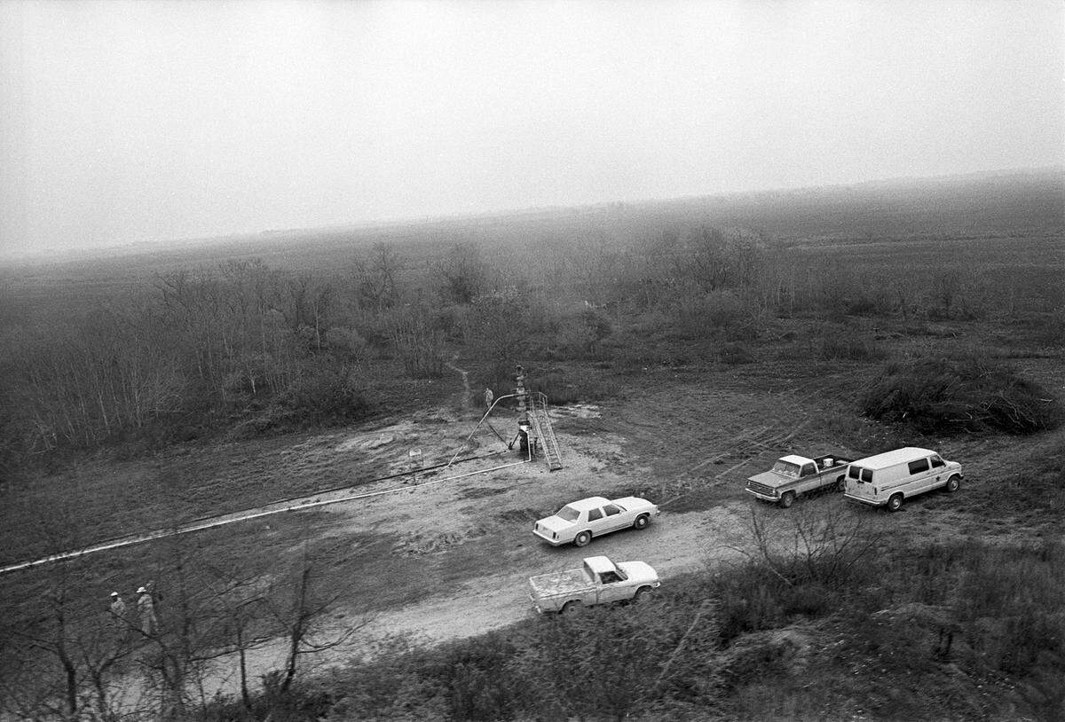 The discovery of bones in Brazoria County, southeast of Houston, several years earlier led investigators to search that area in March 1981 for Rachel Trlica, Lisa Renee Wilson and Julie Ann Moseley, who vanished from Fort Worth in 1974. Crews spent days toiling in the rough, brushy fields and found several bone fragments. None were linked to the girls.