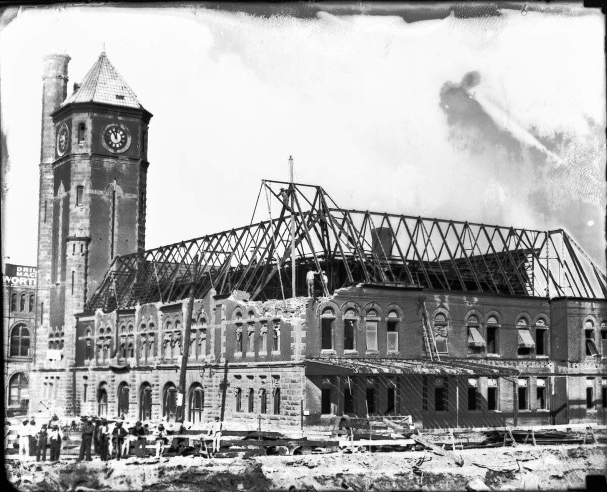 Demolition of the 1899 Texas & Pacific Railway Station building began in late 1931 after the new station opened.