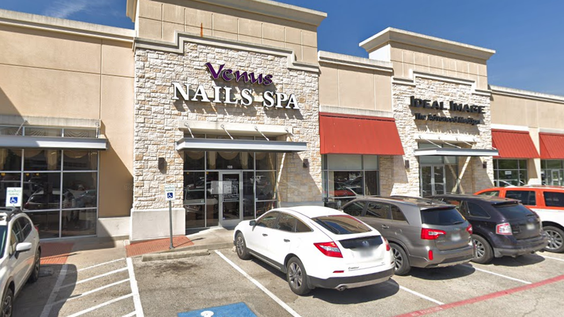Fort Worth crews responded to a carbon monoxide leak inside a nail salon on Overton Ridge Blvd.