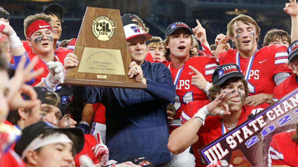Former Austin Westlake and Southlake Carroll head coach Todd Dodge is Lucas Lovejoy’s next head coach.