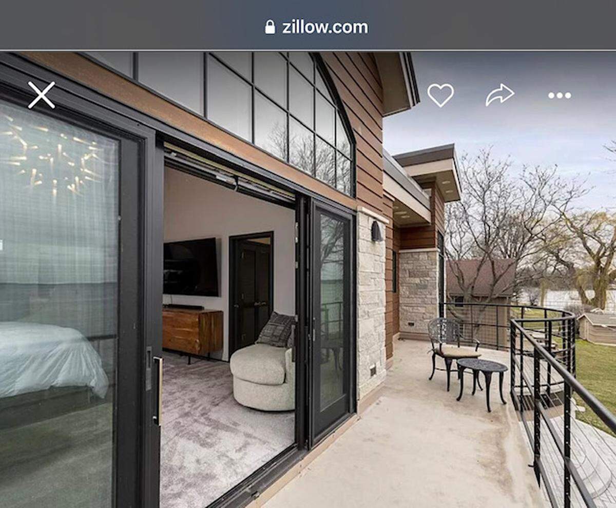 Sliding doors
