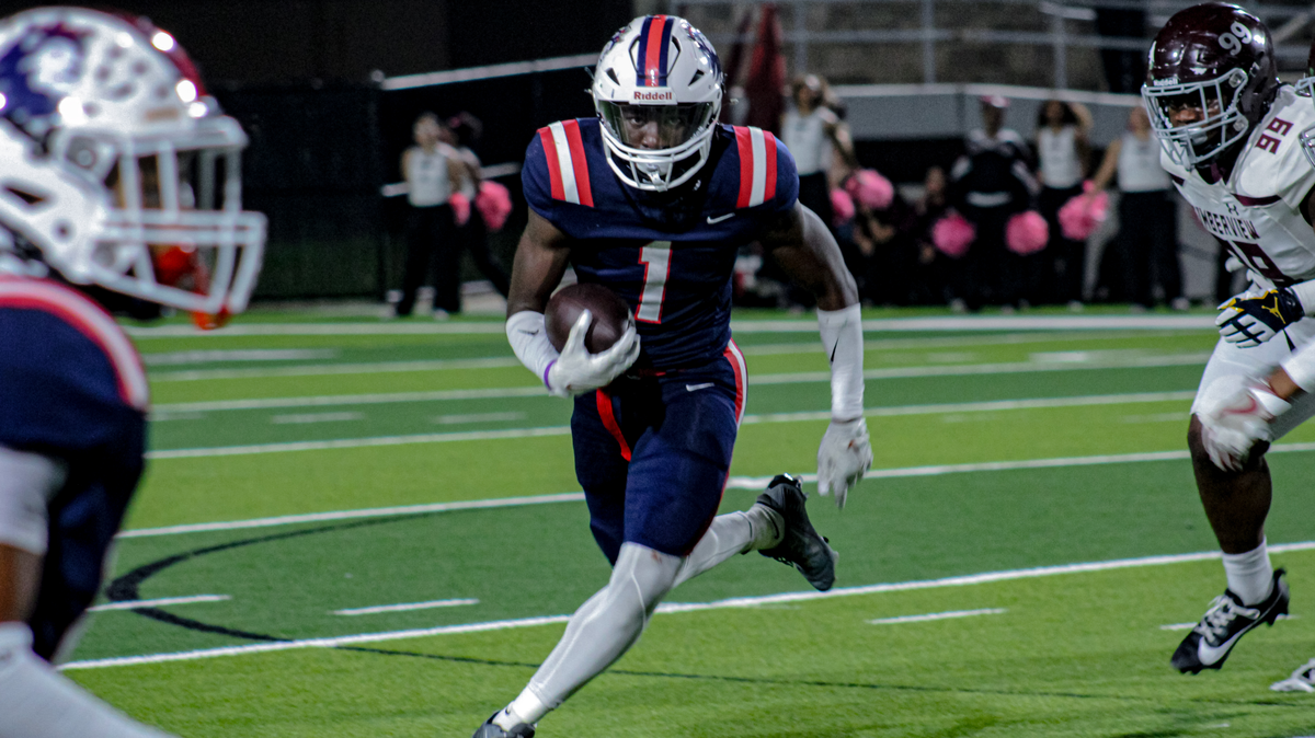 Richland running back Michael Turner turns the corner for yardage against Mansfield Timberview on Friday, October 27, 2023 at Birdville Fine Arts/Athletics Complex in North Richland Hills, Texas. Turner carried 40 times for 164 yards and three touchdowns.
