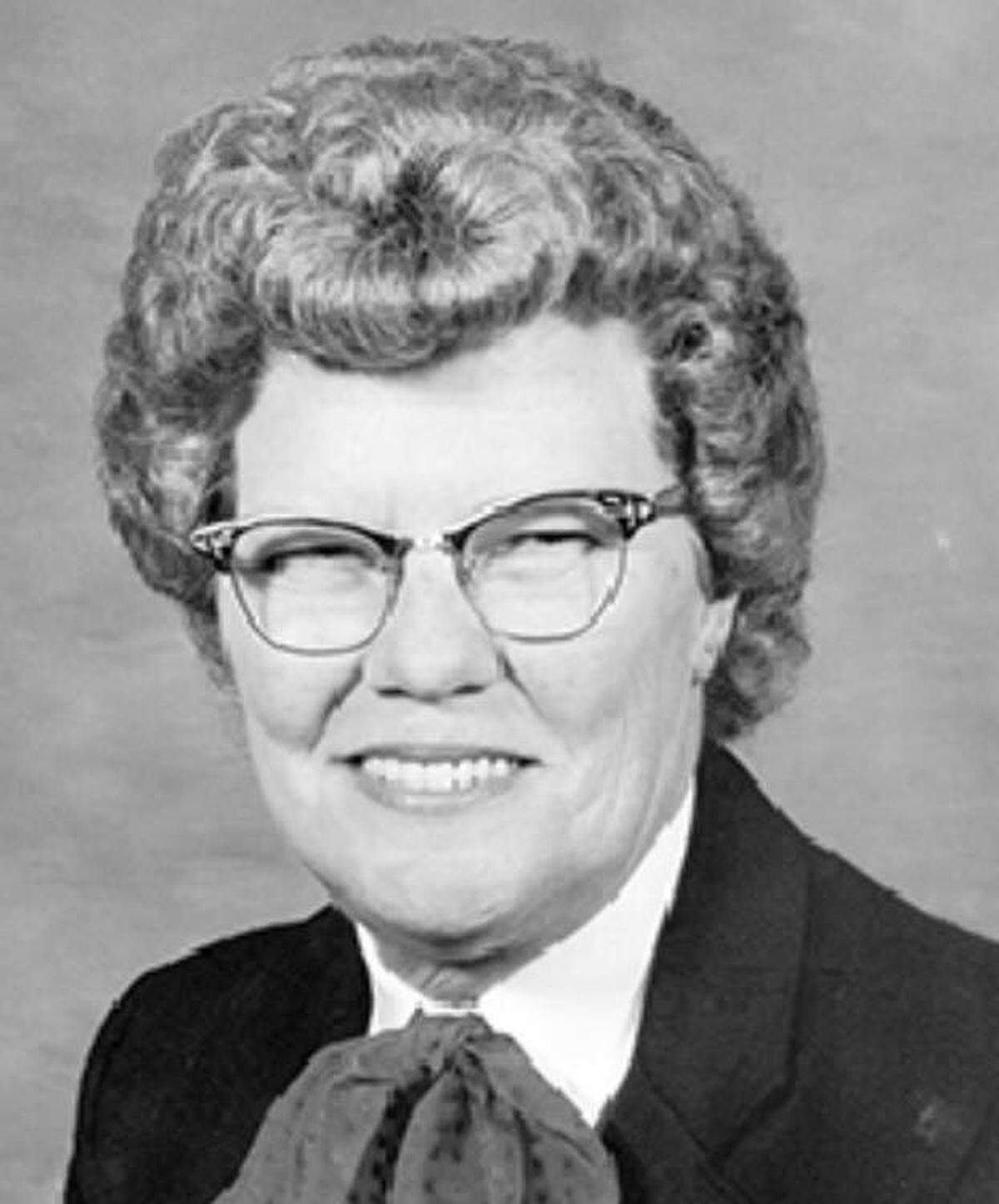 Mary Lou Robertson