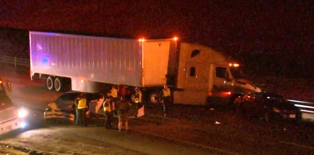 A Benbrook woman and her 3-year-old son were killed late Monday in a Mesquite traffic accident, police said.