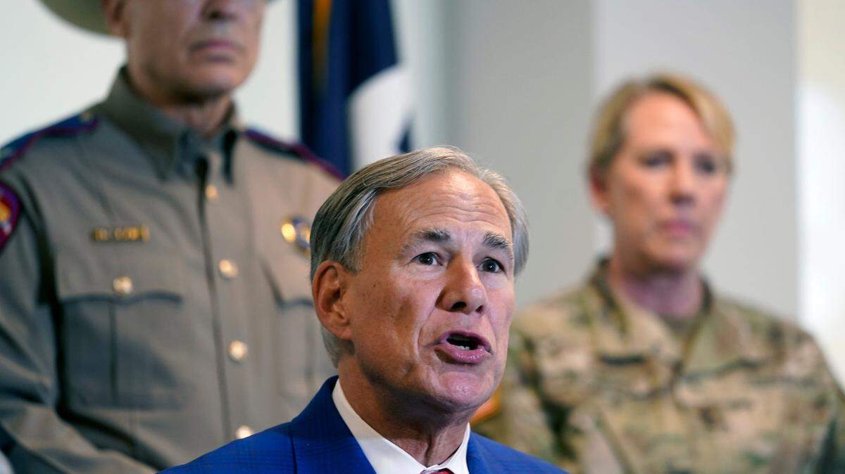 Gov. Greg Abbott speaks in Fort Worth last year.