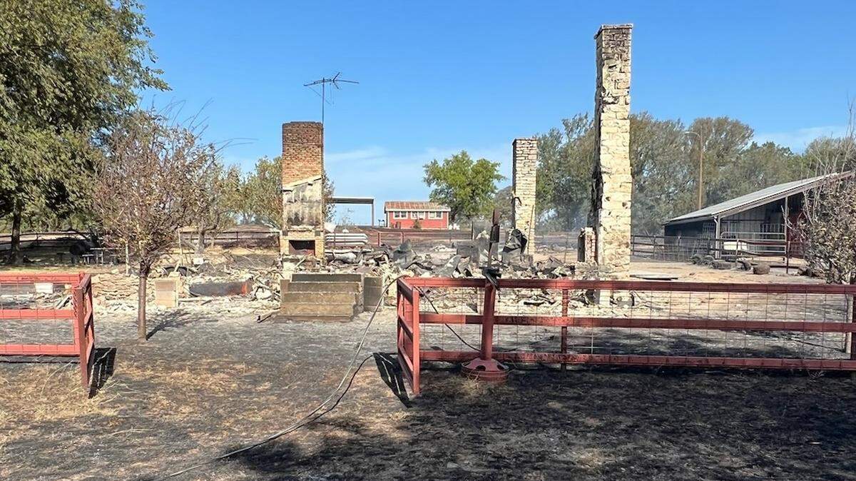 ‘I still have the memories.’ Chalk Mountain fire burns family ranch near Glen Rose
