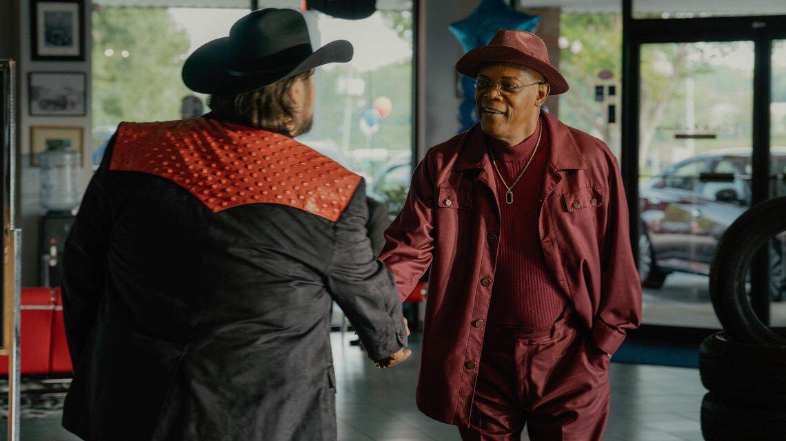 Here’s a first look at Taylor Sheridan’s North Texas-filmed ‘Frisco King’