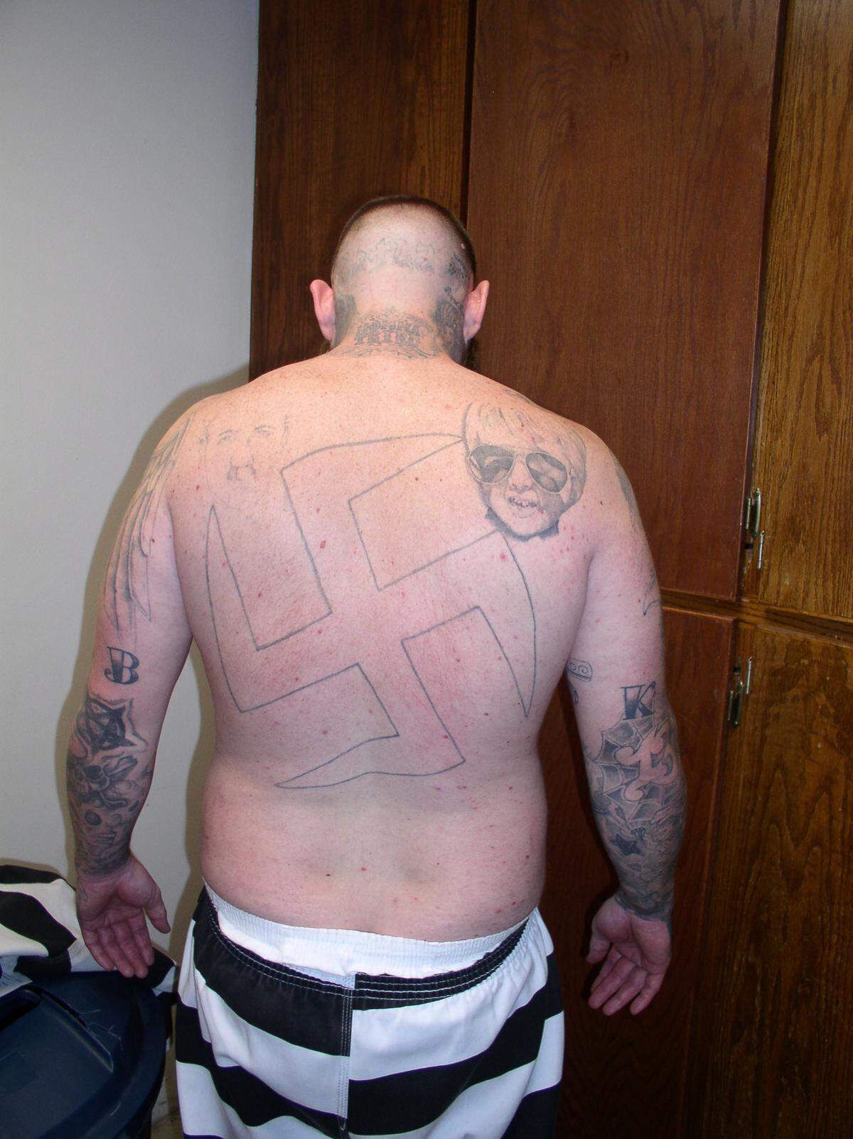 Bradley Kincheloe, 34, was in a white supremacist prison gang known as the Aryan Circle, according to the Parker County District Attorney’s Office.