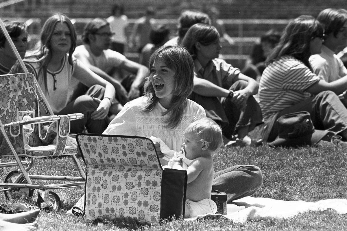 May 4, 1971: For 10 hours, people set out around on the grass of the University of Texas at Arlington’s football stadium and listened to music groups Lead Stamps, Dog, Israfel, Contraband, Argus, Holden Caulfield, Tidus Oats, Sugar Shack and Sam Bass. More than 1,000 came to enjoy the music and honor the cause, the Amil Frichk Leukemia Fund. Over $2,000 was raised.