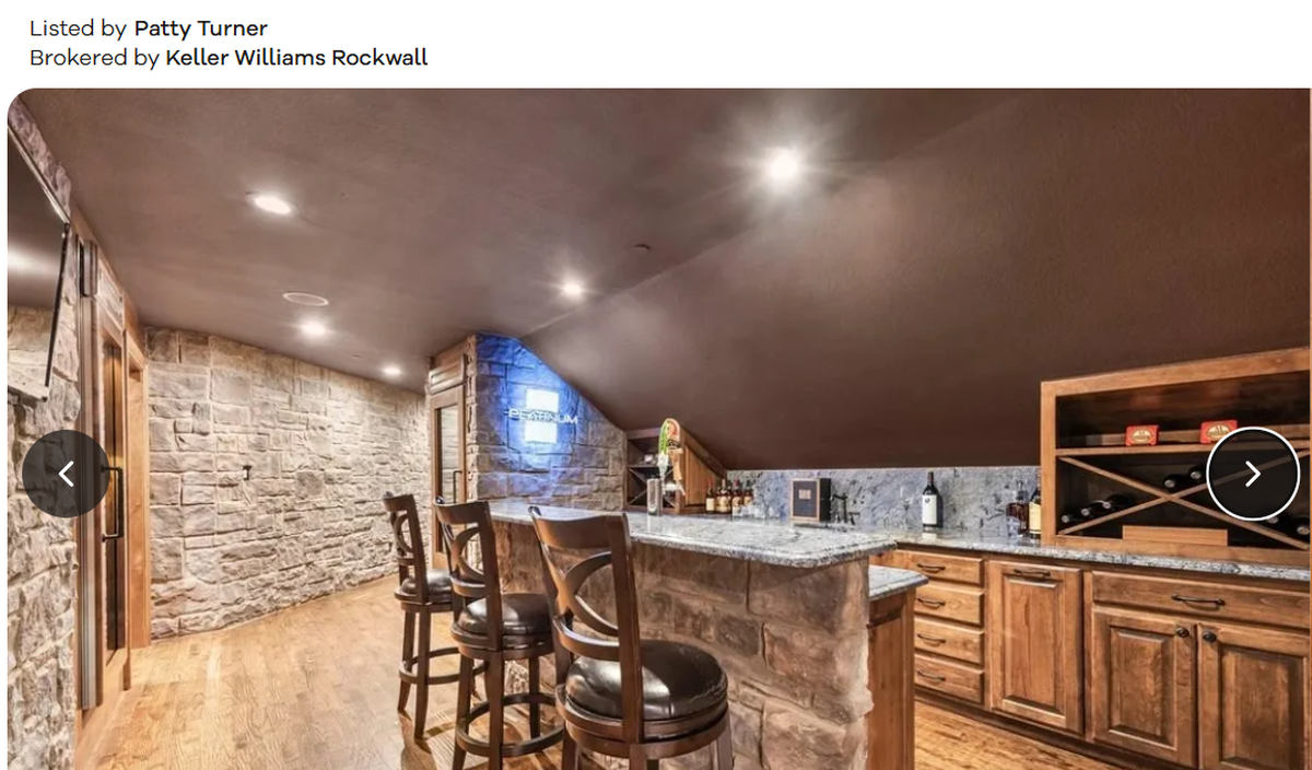 Bar area
