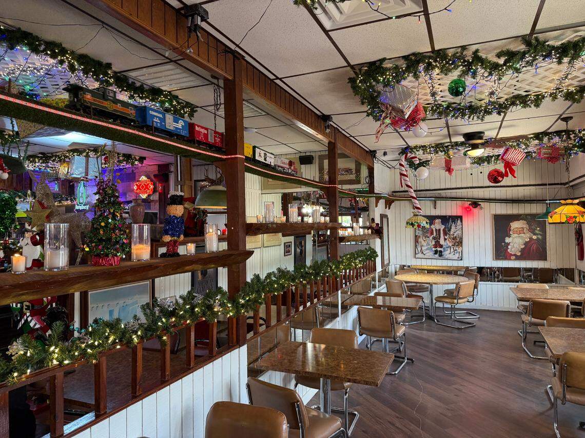 A dining toom June 5, 2025, at the remodeled Campo Verde Bar & Grill, a new general restaurant in a former fajitas-and-margaritas hangout in Dalworthington Gardens, Texas.