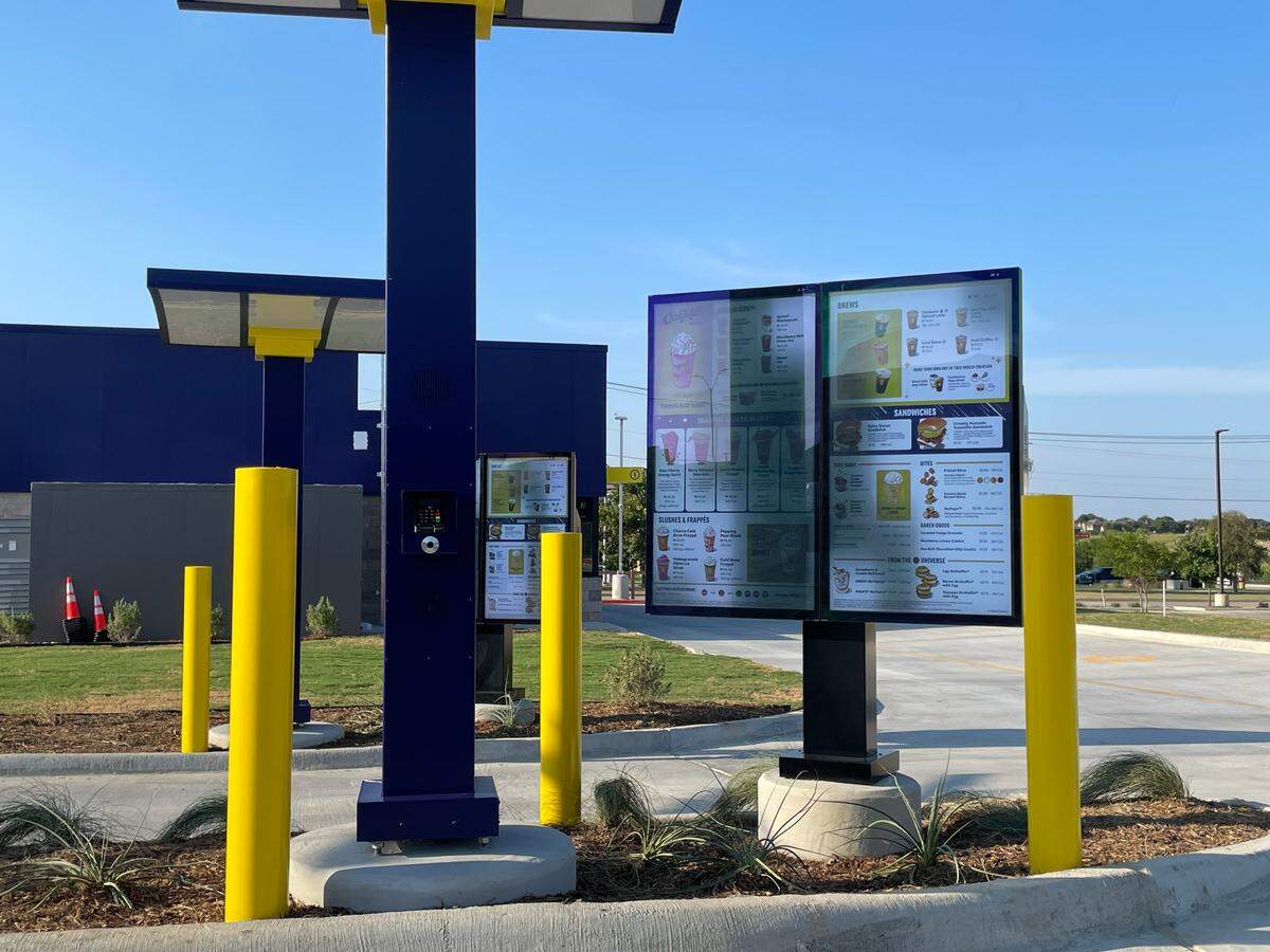The Fort Worth CosMc’s has two drive-thru lanes.