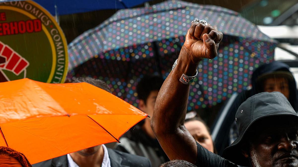 Activists protest deaths at the Tarrant County Jail in downtown Fort Worth on Thursday, May 30 2024.
