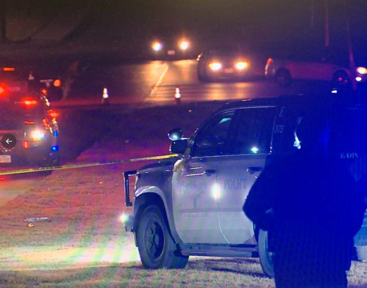 A Fort Worth man has died of injuries from a weekend shooting in east Fort Worth, authorities said.