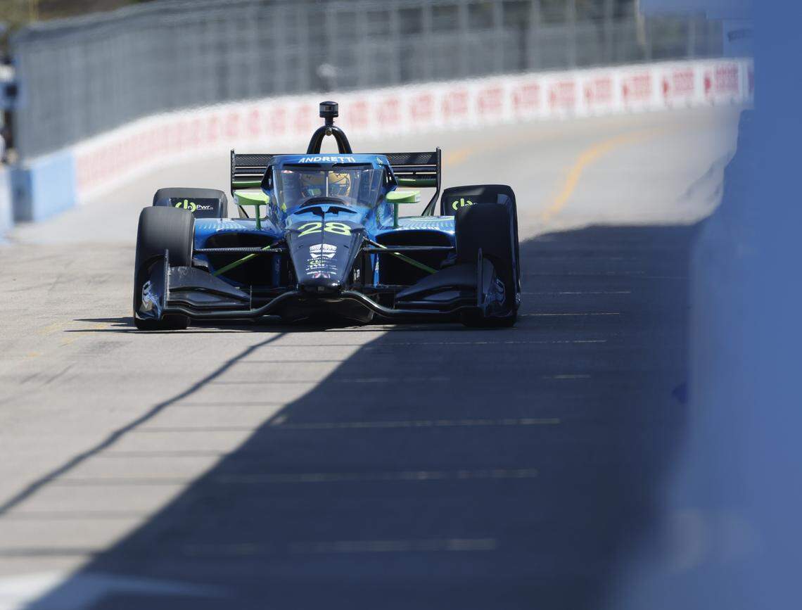 Marcus Ericsson (28) runs close to the wall during the inaugural Java House Grand Prix of Arlington in Arlington, Texas, Sunday, March, 15, 2026.