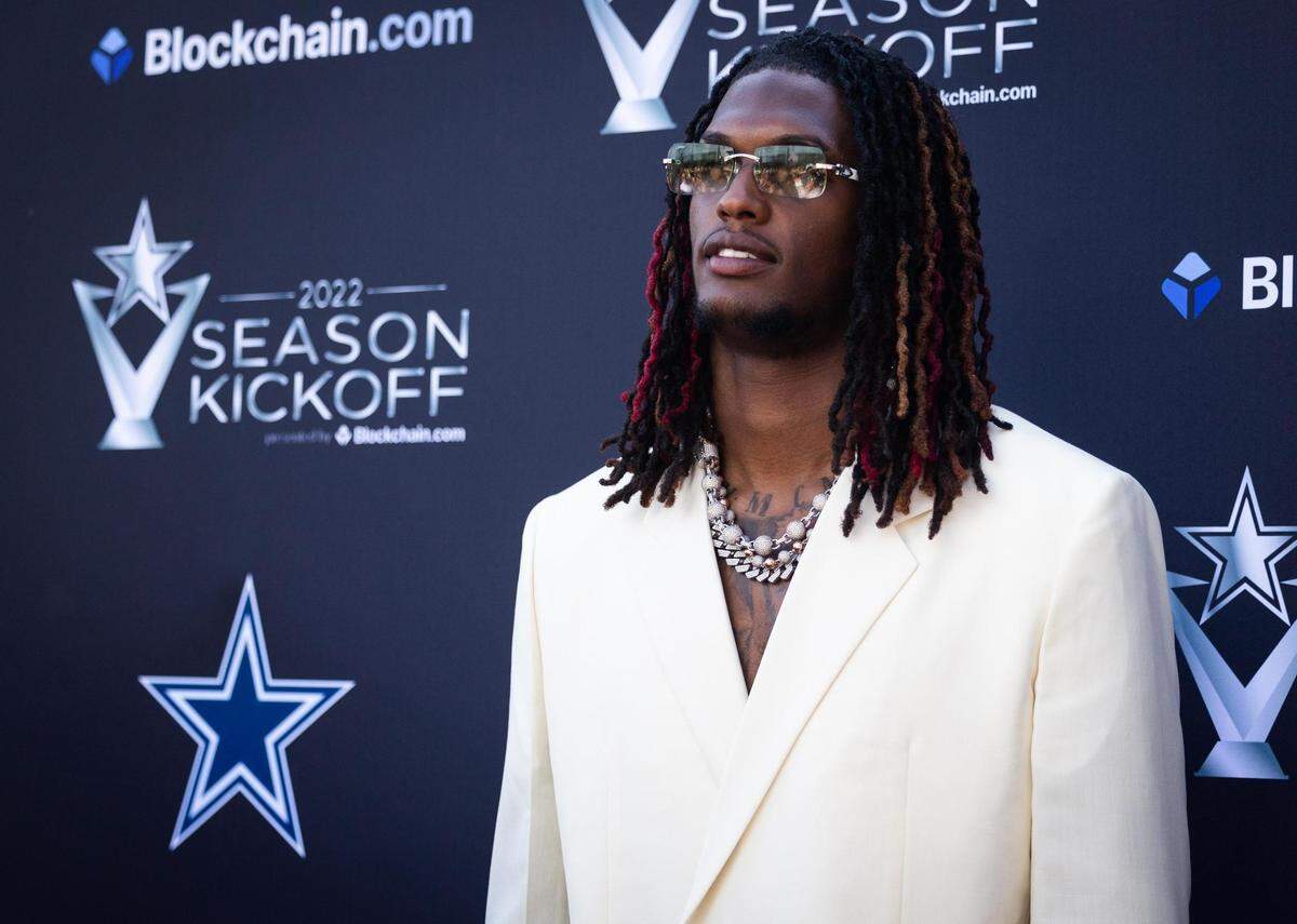 Dallas Cowboys CeeDee Lamb stops for photos on the blue carpet for the season kickoff event Thursday, Aug. 25, 2022, at Ford Center in Frisco.