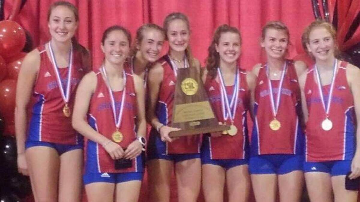 Grapevine girls cross country team wins the 5A Region 1 meet.