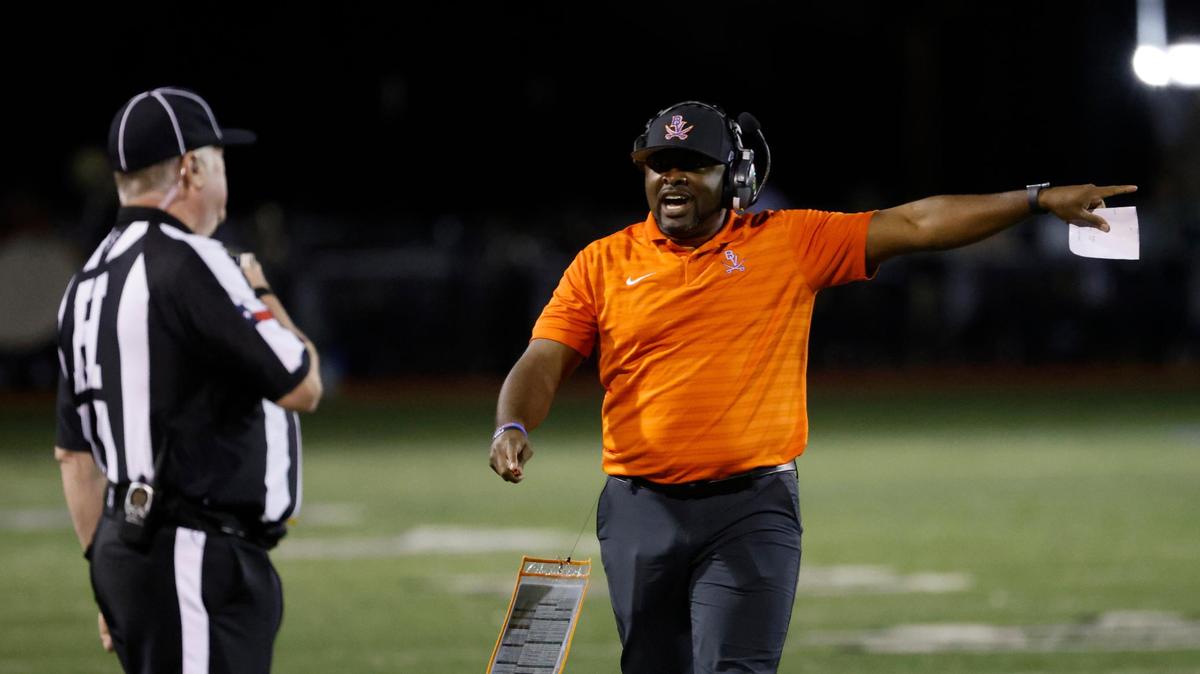 Bowie head coach Joseph Sam and the Volunteers look to stay undefeated in district play against Haltom.