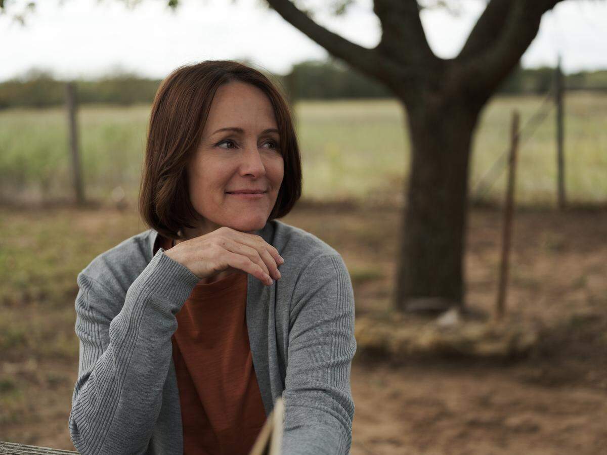 Mary Stuart Masterson as Eileen Flynt in “The Senior.”