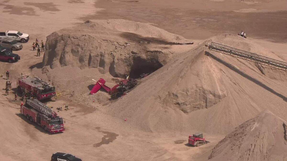 Two people died and one was injured in a plane crash in McKinney on Thursday morning.