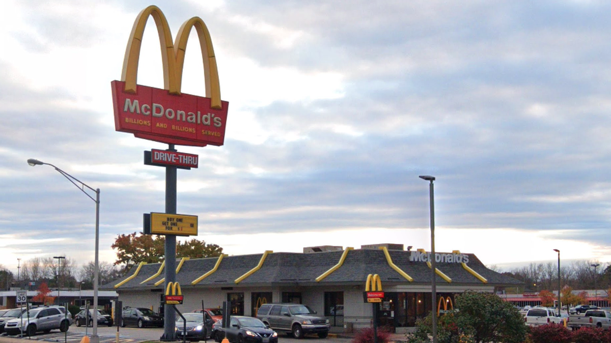 A murder suspect escaped while at a McDonald’s drive-thru, according to the Lake County (IN) Sheriff’s Department.