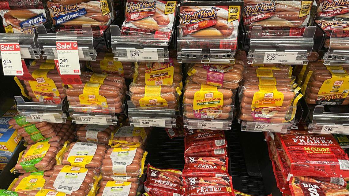 Here’s where to get the cheapest tailgate groceries for Texas football weekends