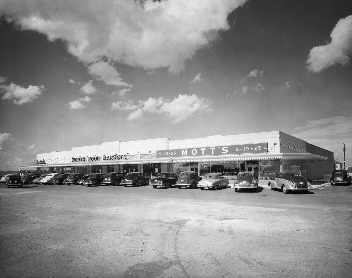 After discovering the original exterior, Partners Capital shifted to preserving the historic building in Fort Worth while adding modern touches.
