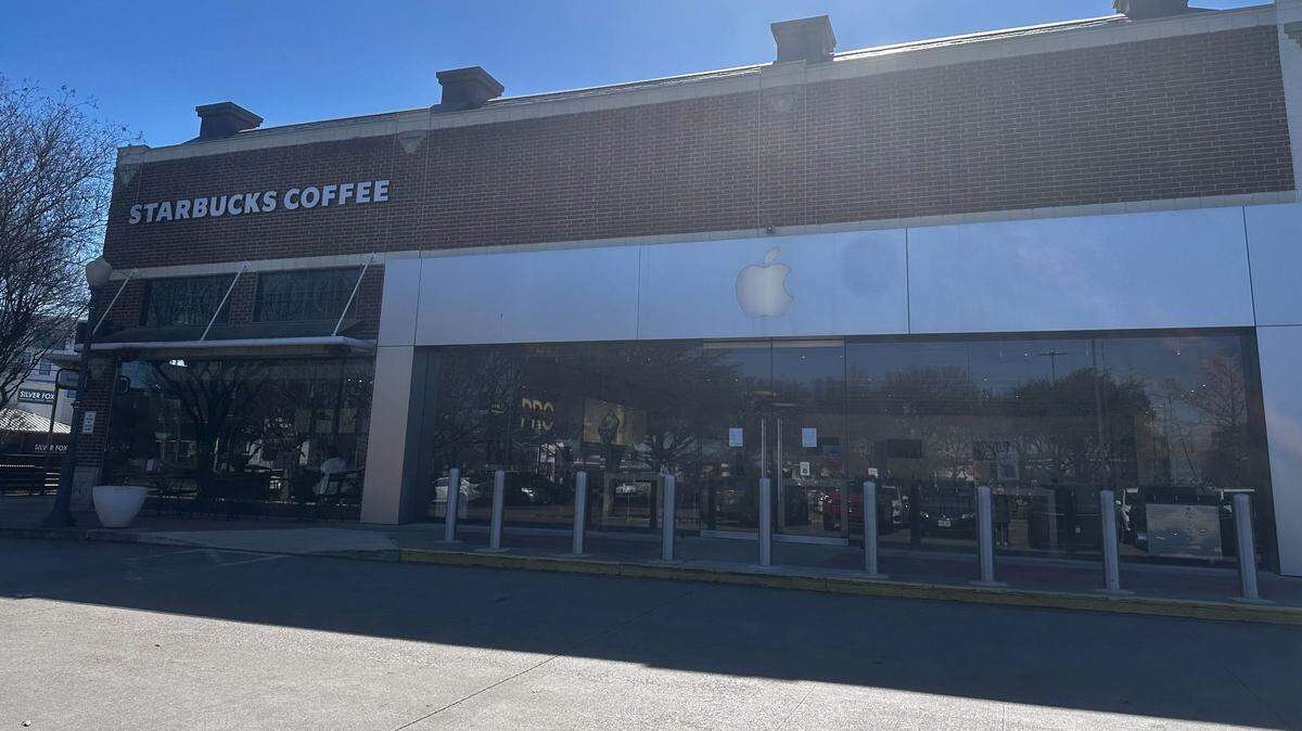 The Apple Store in University Park Village, at 1620 S. University Drive in Fort Worth, is temporarily closed due to a gas leak.