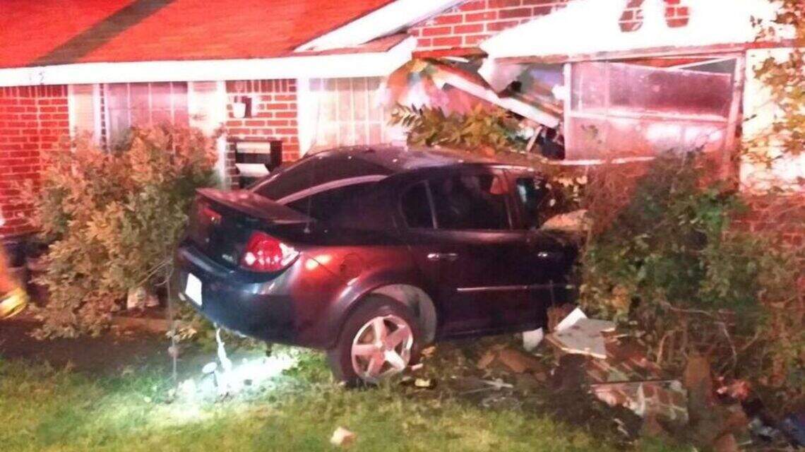 Drunk driver crashes into Arlington home, injures homeowner | Fort ...