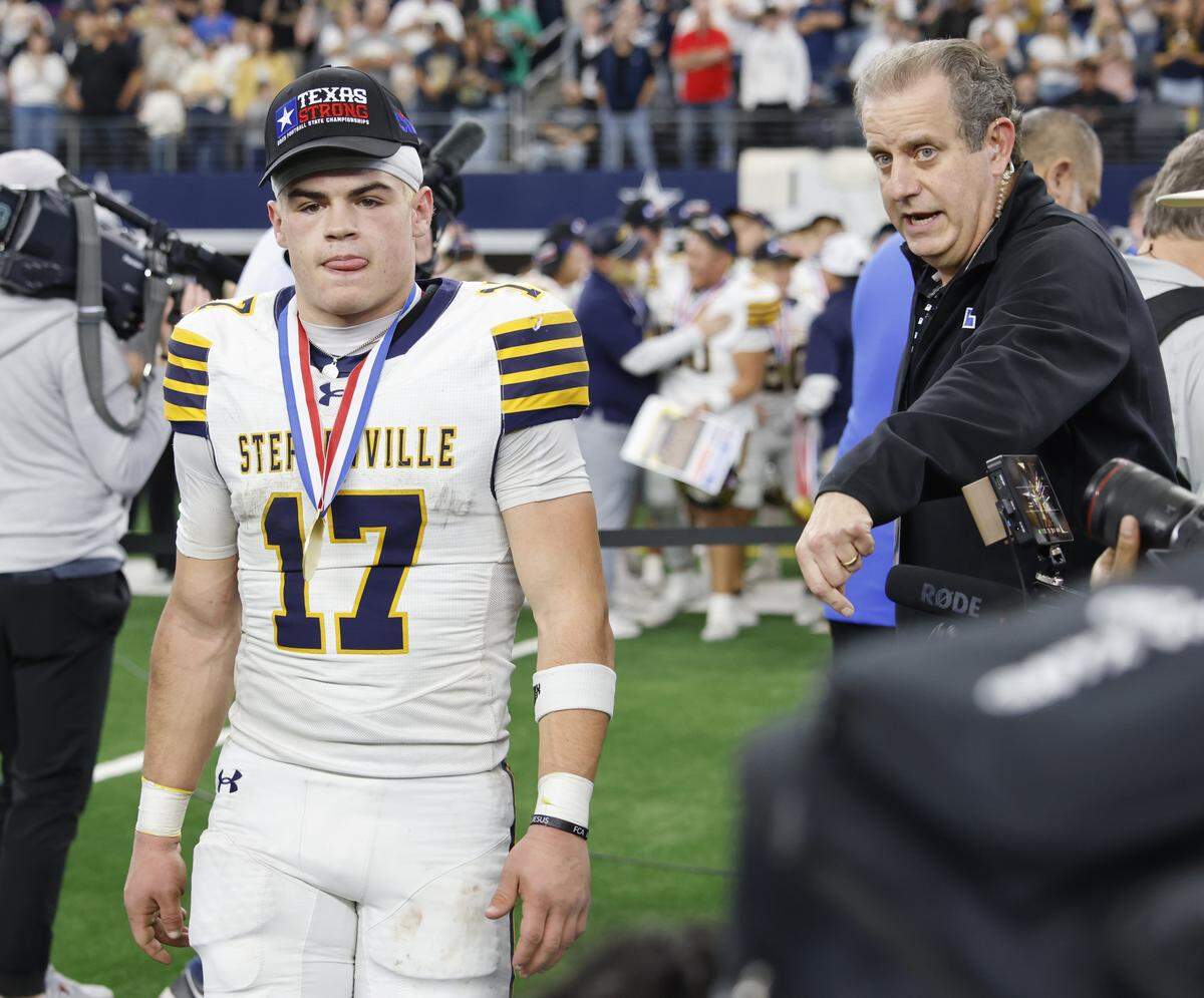 Stephenville quarter back Trot Jordan (17) is directed to the podium to receive the offensive MVP honors after defeating Kilgore in the UIL Class 4A Division I championship game on Friday Dec. 19, 2025 at AT&T Stadium in Arlington, Texas.