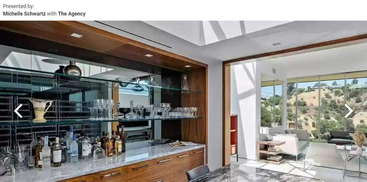 Bar area
