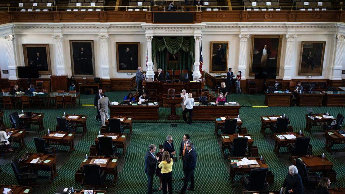 AUSTIN, TX - SEPTEMBER 20: Texas state senators are gathered in the Senate chamber on the first day of the 87th Legislature's third special session at the State Capitol on September 20, 2021 in Austin, Texas. Following a second special session that saw the passage of controversial voting and abortion laws, Texas lawmakers have convened at the Capitol for a third special session to address more of Republican Gov. Greg Abbott's conservative priorities which include redistricting, the distribution of federal COVID-19 relief funds, vaccine mandates and restrictions on how transgender student athletes can compete in sports. (Photo by Tamir Kalifa/Getty Images)